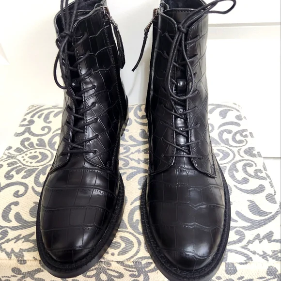 Sam Edelman  Nina Black Crocodile Print Combat Boots 8M - Picture 5 of 7